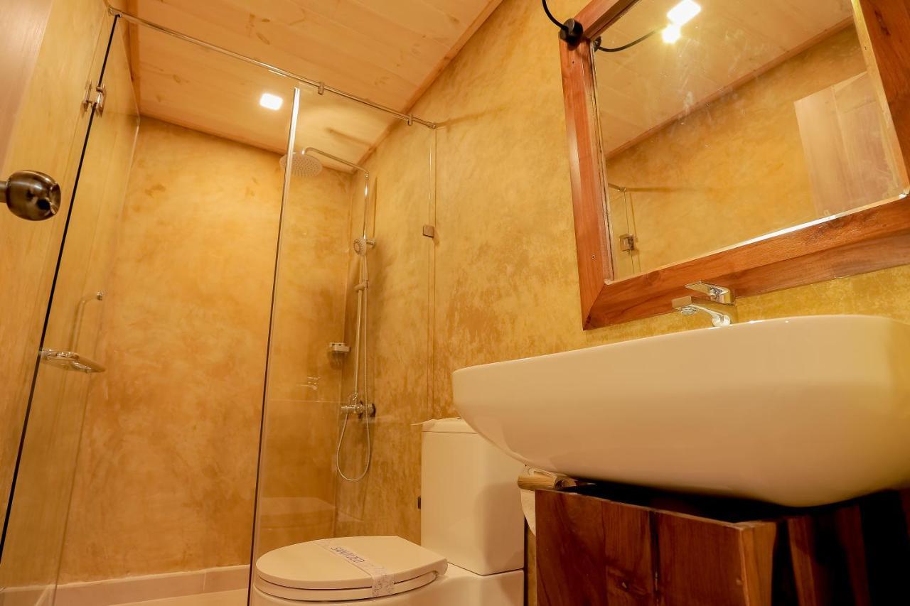 Tuk Tuk Hostel ネゴンボ エクステリア 写真